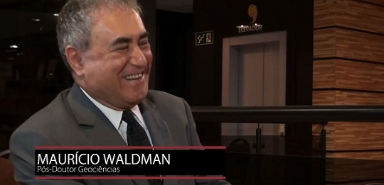 Mauricio Waldman Entrevista Na Livraria Mauricio Waldman Entrevista Na Livraria